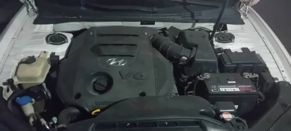 هونداي ازيرا 2009 - صورة 5