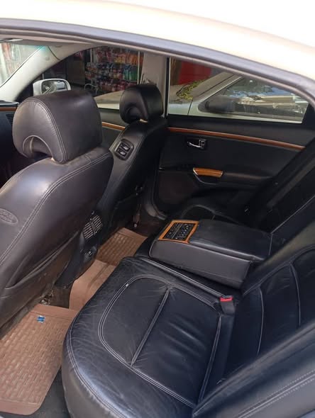 هونداي ازيرا 2009 - صورة 2