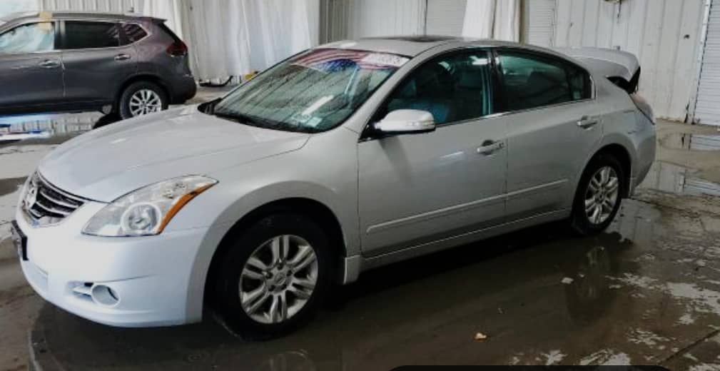 نيسان التيما 2010