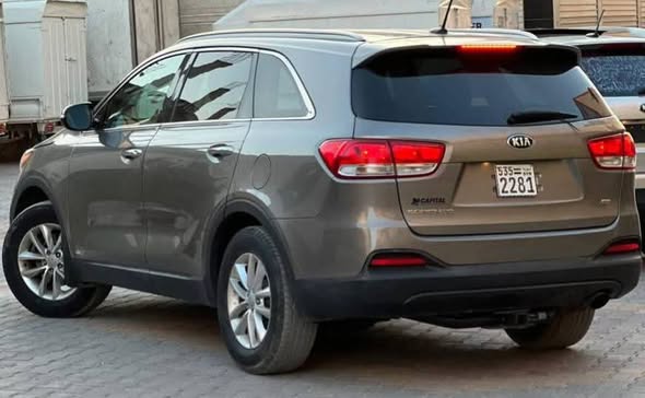 كيا سيرينتو 2016 - صورة 2