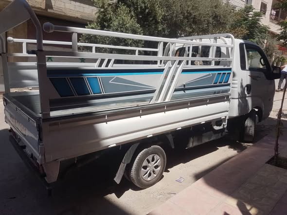 كيا Bongo 2700 2011 - صورة 4