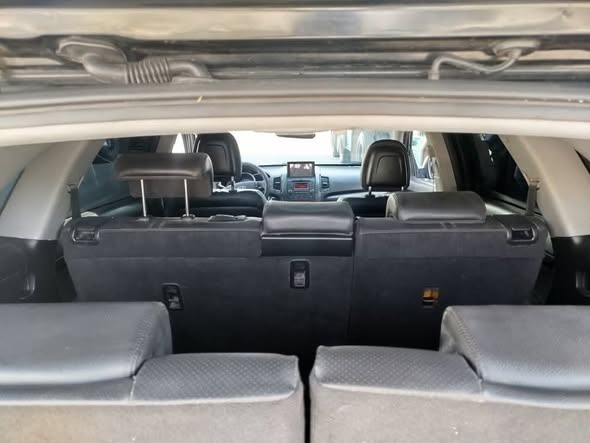 كيا سورينتو 2012 - صورة 4