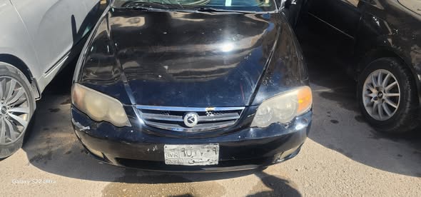 تويوتا كورولا 2011 - صورة 2