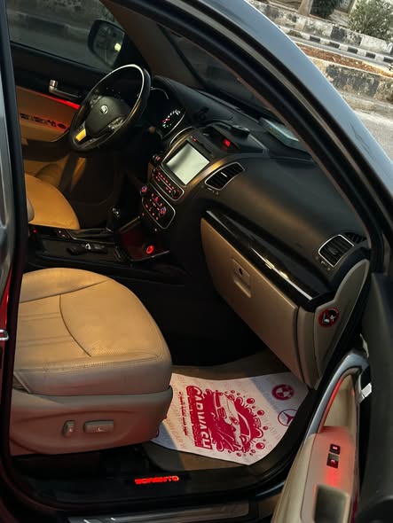 كيا سيرينتو 2014 - صورة 4