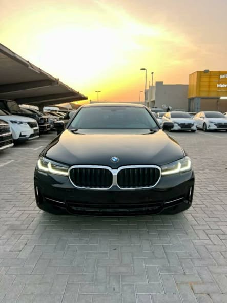 BMW 5 Series 2022 - صورة 2