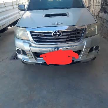 تويوتا هايلوكس 2014 - صورة 1