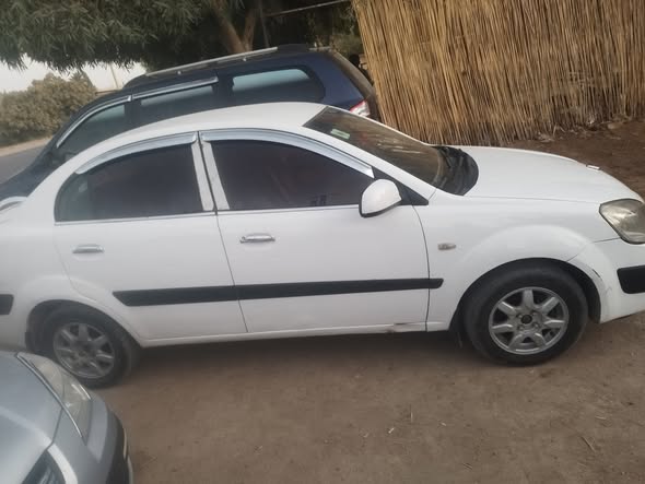 كيا ريو 2006 - صورة 1