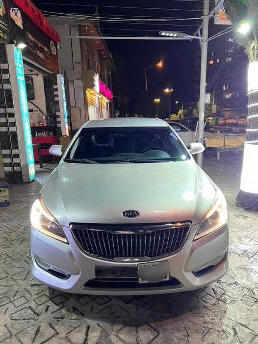 كيا K7 2010