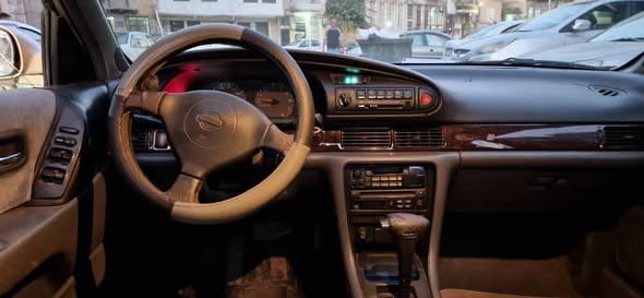 نيسان بلوبيرد 1998 - صورة 2