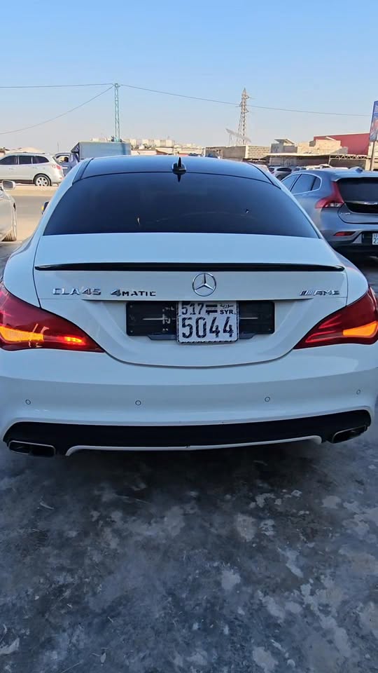 مرسيدس-بنز CLA 2015