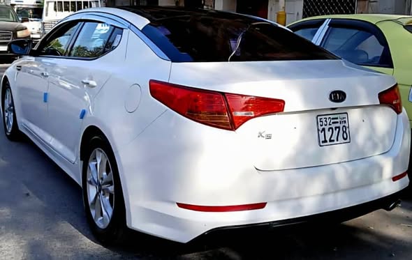 كيا اوبتيما 2011 - صورة 2