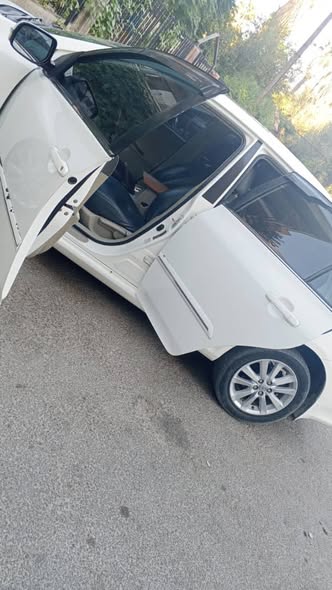 تويوتا كورولا 2009 - صورة 2