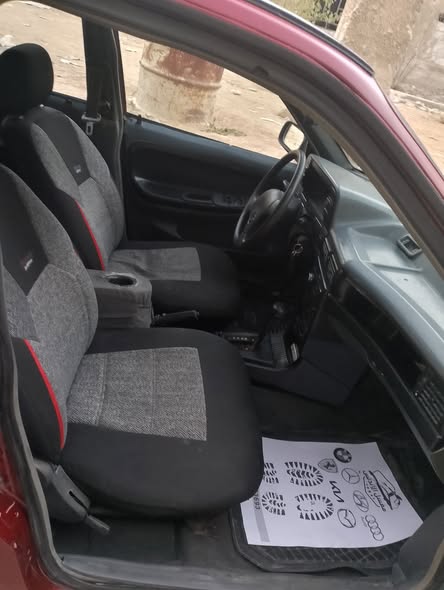 دايو ريسار 1995 - صورة 4