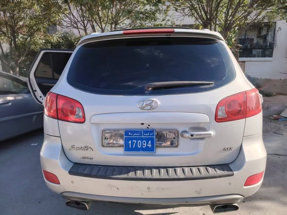 هيونداي سنتافي 2008 - صورة 3