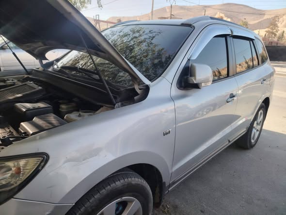 هيونداي سنتافي 2008 - صورة 2