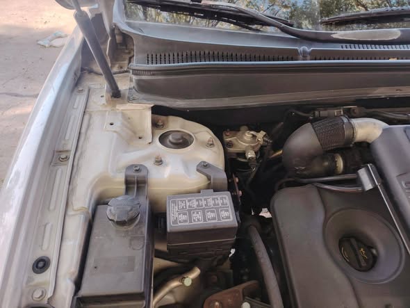 هيونداي سنتافي 2008 - صورة 5