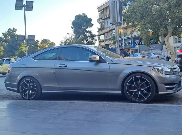 مرسيدس C 250 2012 - صورة 2