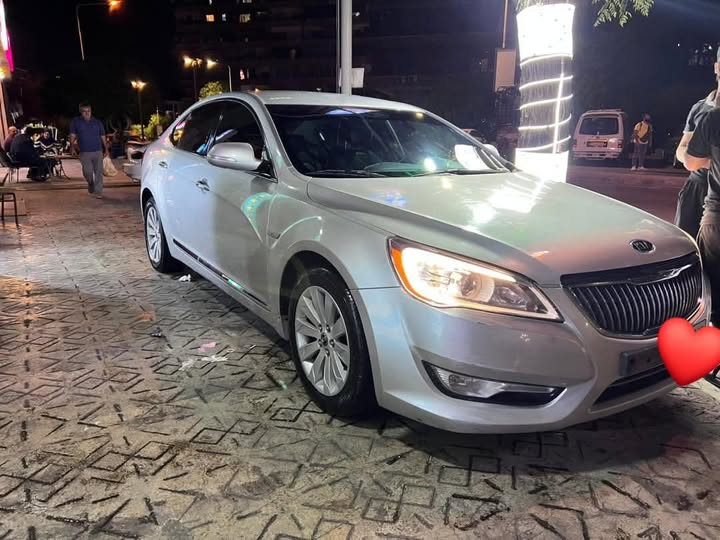 كيا K7 2010