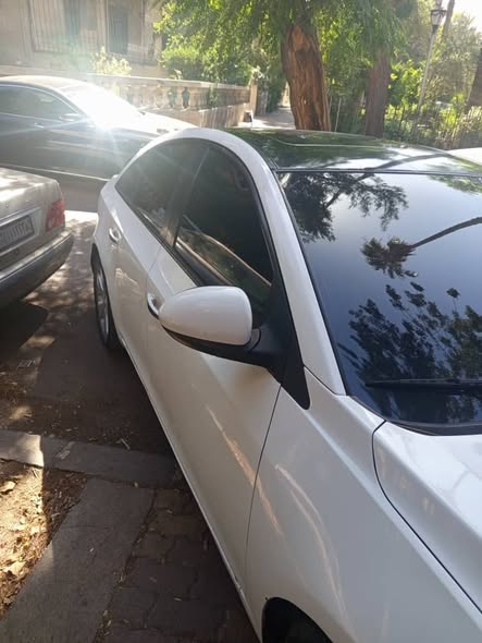 Chevrolet Cruze 2010 - صورة 4