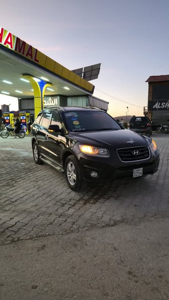 هيونداي سانتافي 2011 - صورة 2