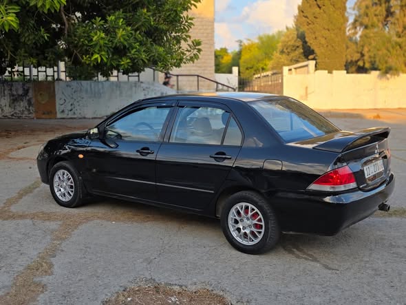 ميتسوبيشي لانسر 2008 - صورة 3