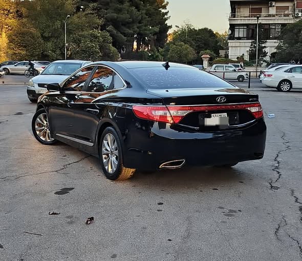 هيونداي أزيرا غرانديور 2012 - صورة 2