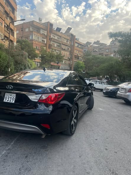 هيونداي سوناتا 2012 - صورة 4