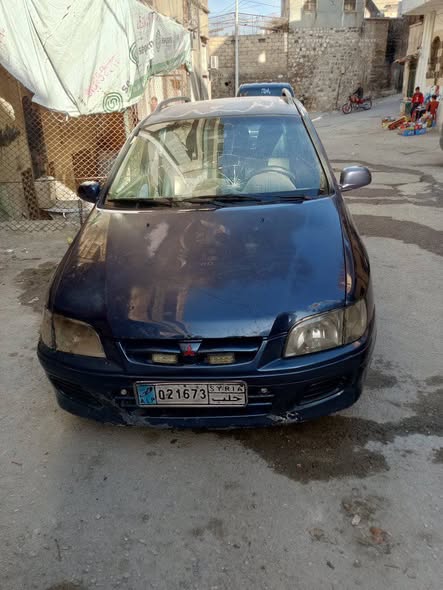 متسوبيشي Space Star 2001 - صورة 3