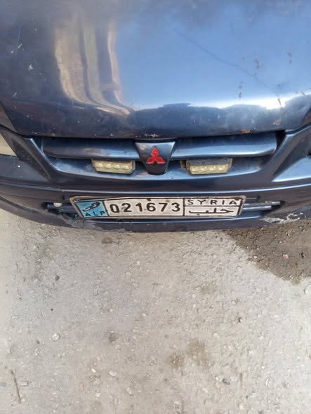 متسوبيشي Space Star 2001 - صورة 4