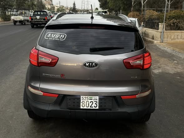 كيا سبورتاج 2011 - صورة 5