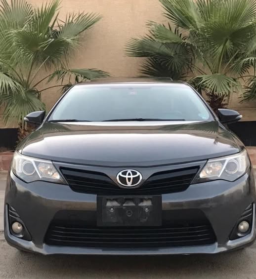 تويوتا كامري 2012