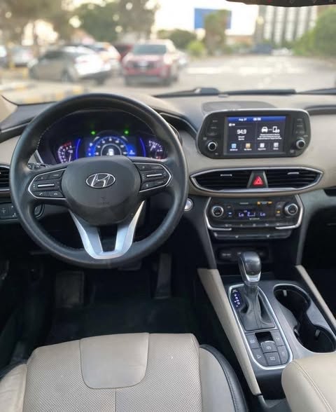 هيونداي سنتافي 2020 - صورة 4