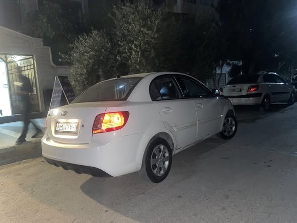 كيا ريو 2011 - صورة 1