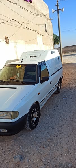 سكودا كرتا 1996 - صورة 5