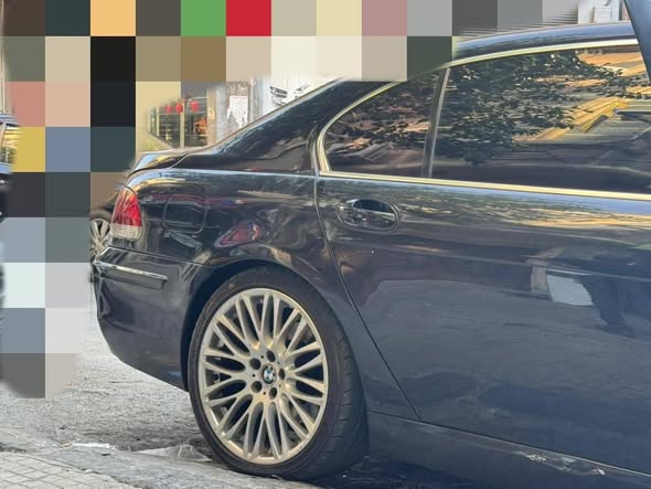 BMW 7 Series 2008 - صورة 5