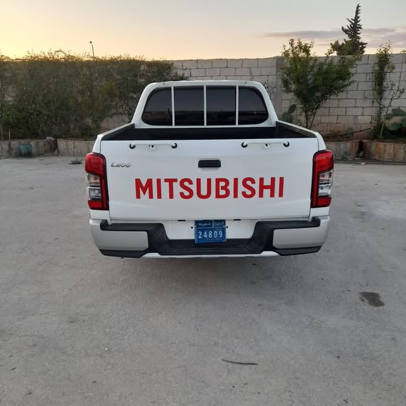 ميتسوبيشي L200 2023 - صورة 5