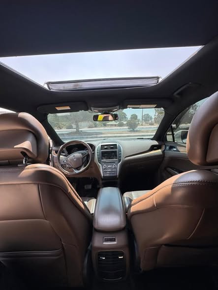 لينكولن MKC 2015 - صورة 4