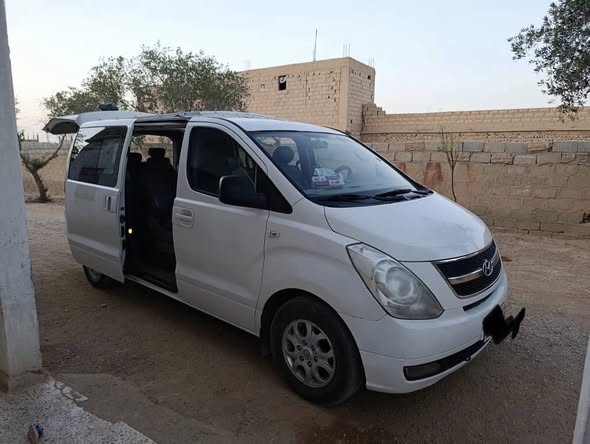 هيونداي H-1 2012 - صورة 1