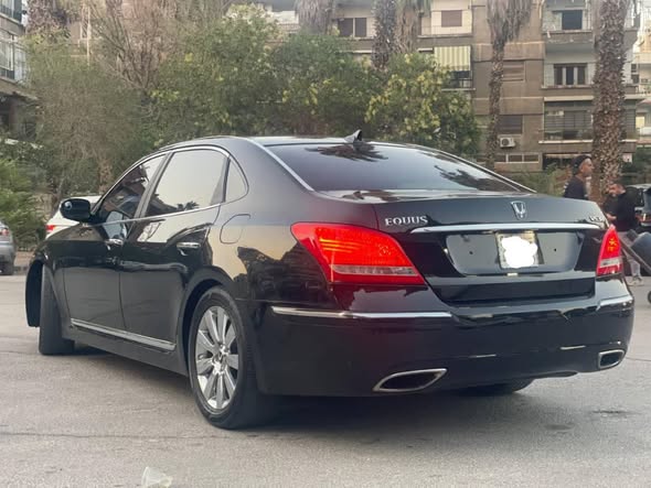 هيونداي ايكوس 2012 - صورة 2