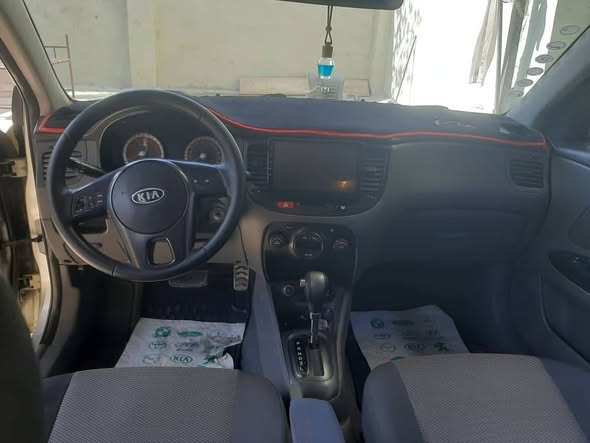 كيا ريو 2011 - صورة 3
