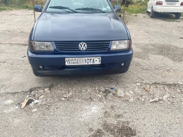 فولكس فاجن بولو 1998 - صورة 3