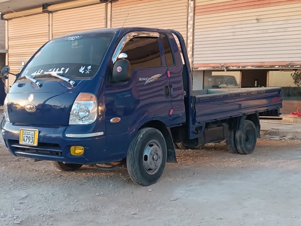 كيا بانجو 2010 - صورة 1