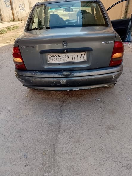 شفروليه كورسا 2001 - صورة 4