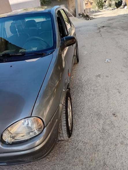 شفروليه كورسا 2001 - صورة 5