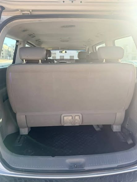 هيونداي جراند ستاركس 2010 - صورة 5