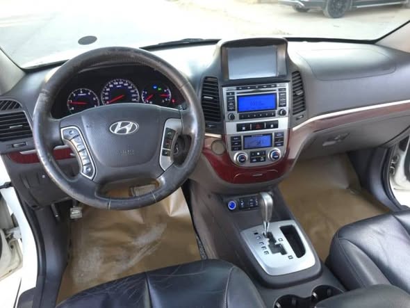هيونداي سنتافي 2010 - صورة 5