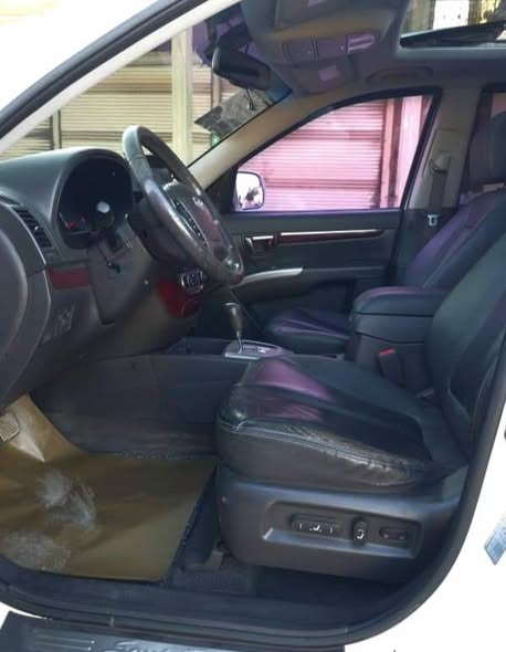 هيونداي سنتافي 2010 - صورة 4