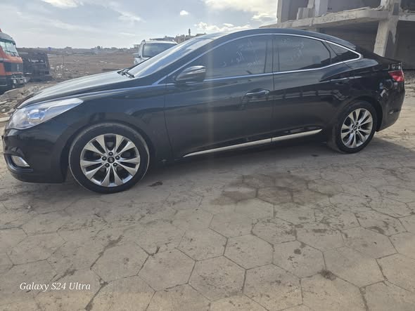 هيونداي آزيرا 2012 - صورة 3