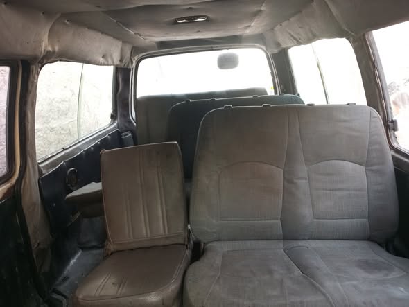 كيا بونغو 1998 - صورة 4