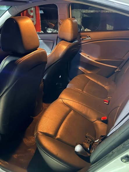 هيونداي اكسنت 2011 - صورة 5